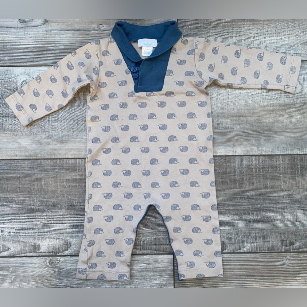 🦔 Feather Baby Boy’s Tan Navy Blue Hedgehog Button Romper Boutique Infant 3-6M